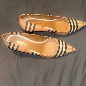 Burberry! No Box! No Dust Bag!